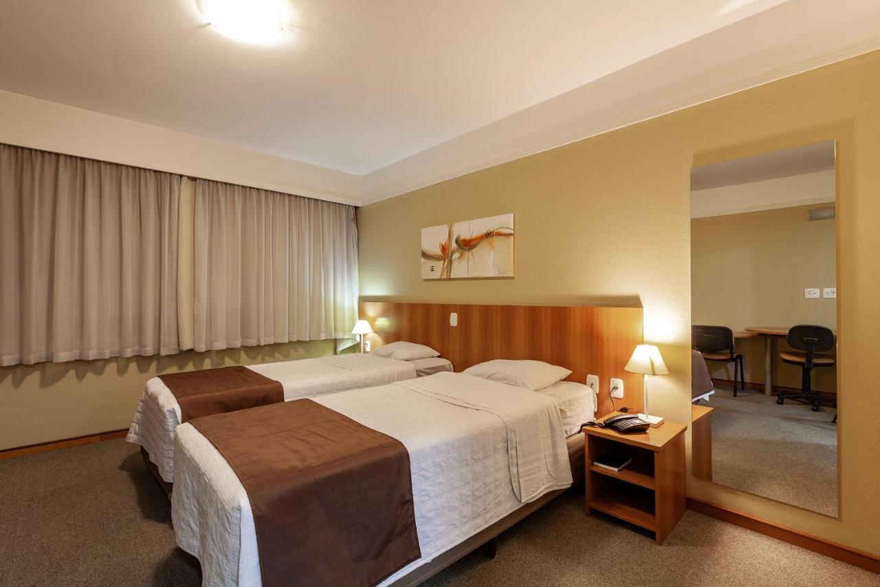 Tri Hotel Executive Caxias Caxias do Sul Exterior foto