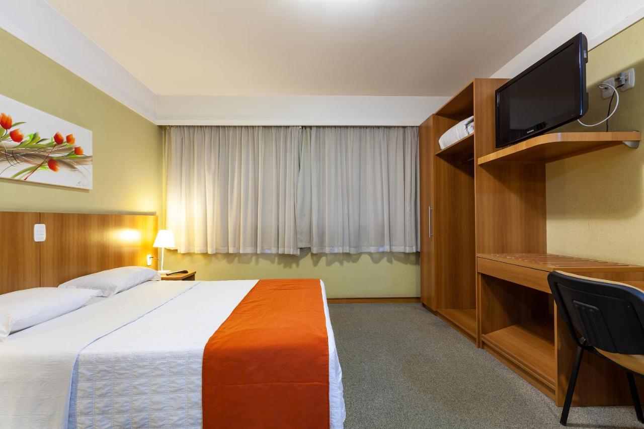 Tri Hotel Executive Caxias Caxias do Sul Exterior foto